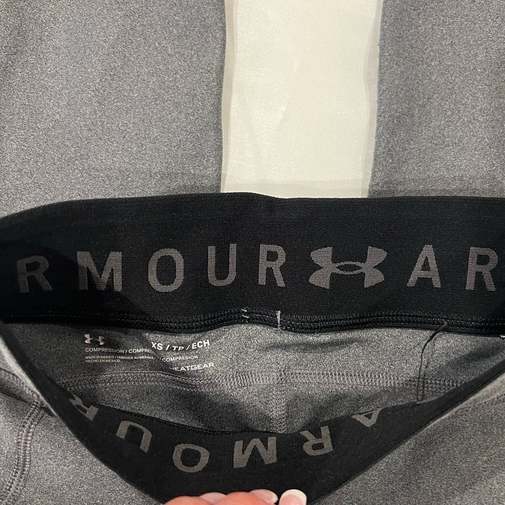 UNDER ARMOUR WORKOUT PANTS SIZE XS - Picture 6 of 11